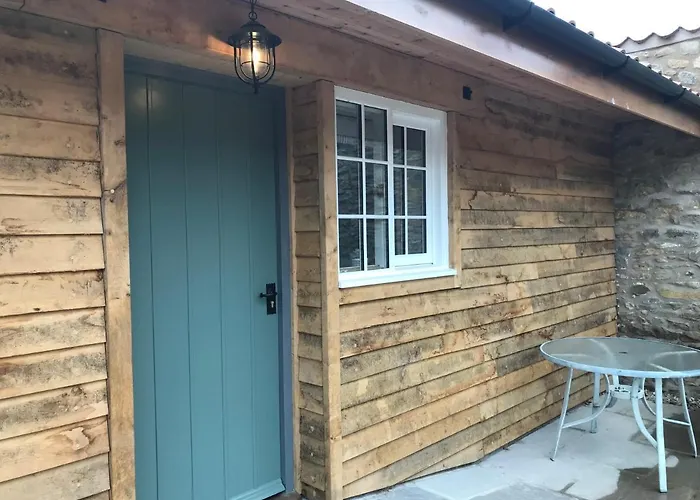 The Crown - Hutton Le Hole Lodge