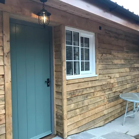 The Crown - Hutton Le Hole Lodge