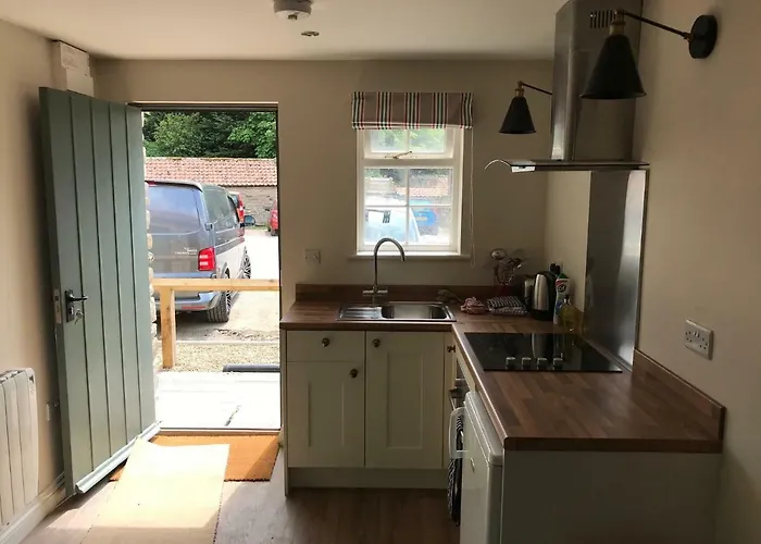 The Crown - Hutton Le Hole Lodge *